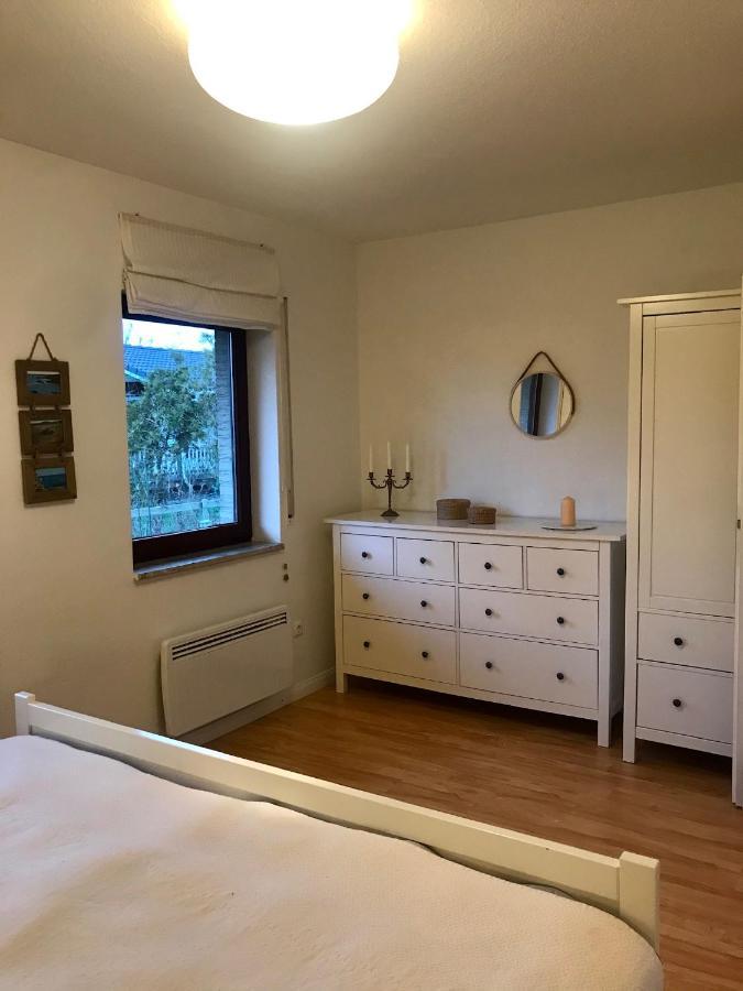 Gemuetliches Ferienhaus Hinterm Deich Nordstrand Buitenkant foto