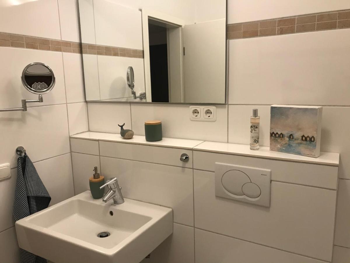 Gemuetliches Ferienhaus Hinterm Deich Nordstrand Buitenkant foto
